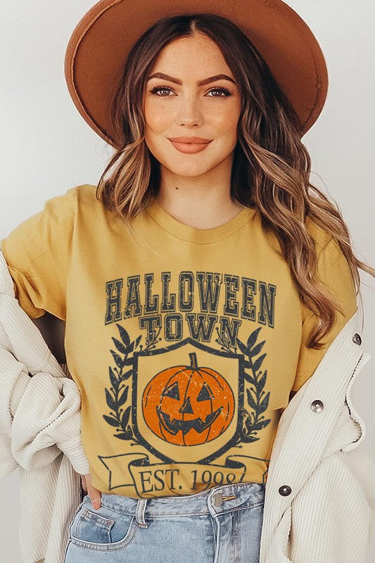 HALLOWEEN TOWN OVERRATED UNISEX SHORT SLEEVE TSHIRT