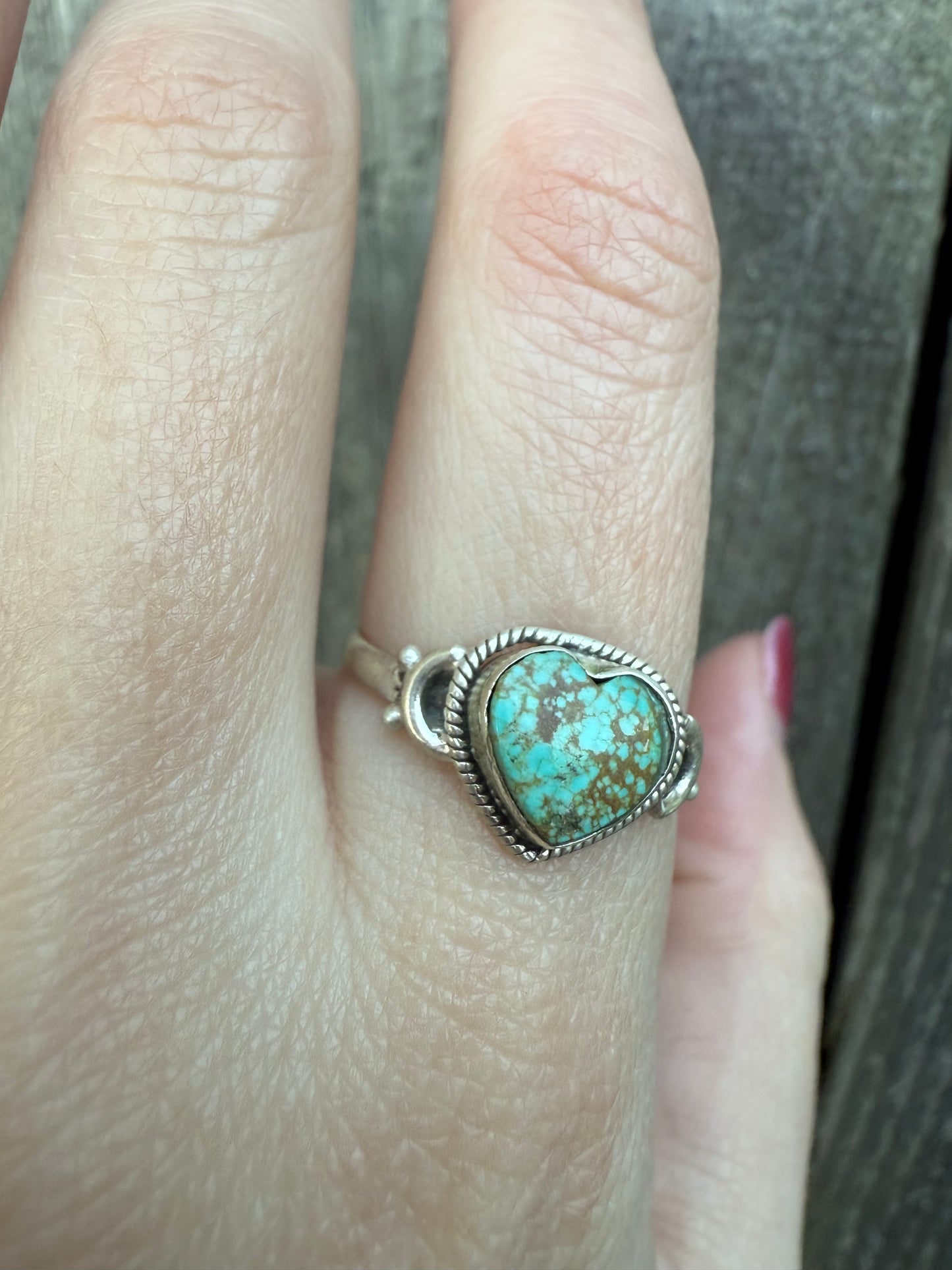 Mine 8 Heart Sterling Silver Ring - Size 8