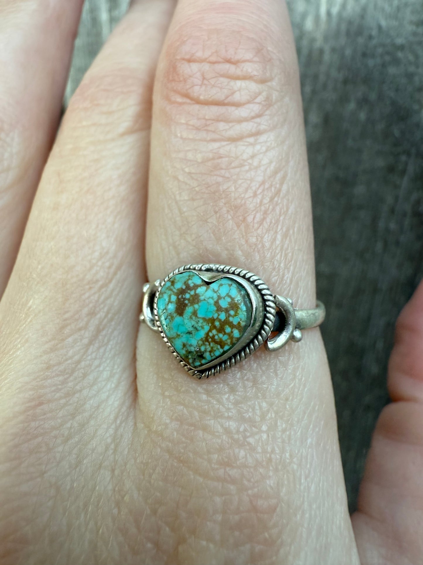 Mine 8 Heart Sterling Silver Ring - Size 8