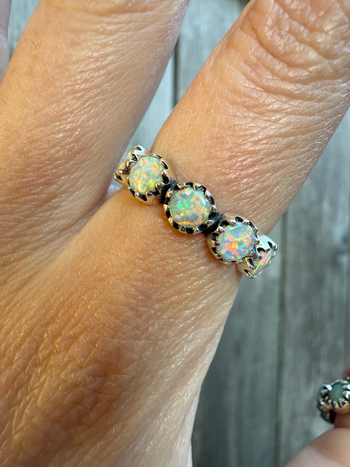 Balloon Opal Infinity Sterling Silver 925 Ring