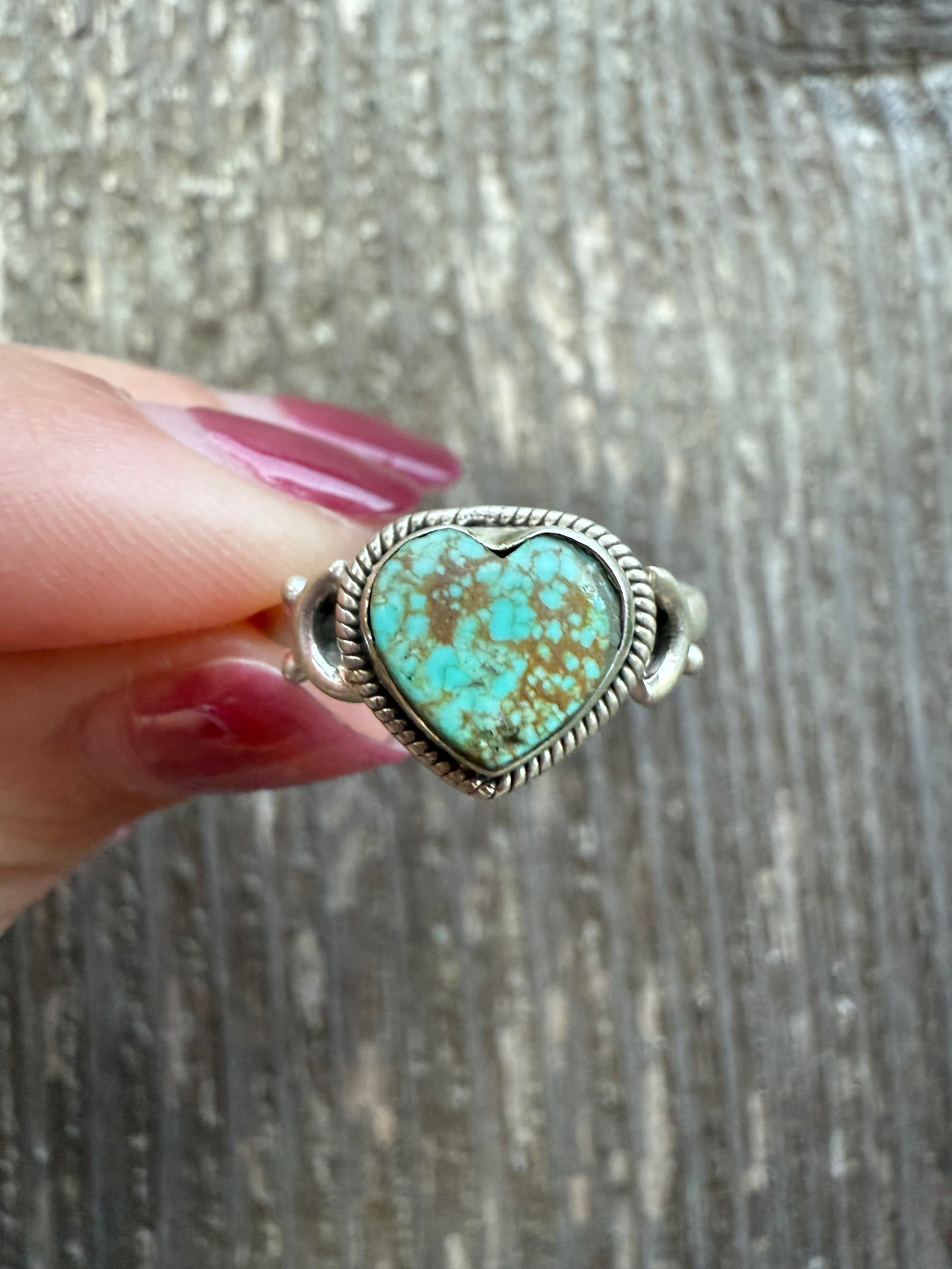 Mine 8 Heart Sterling Silver Ring - Size 8