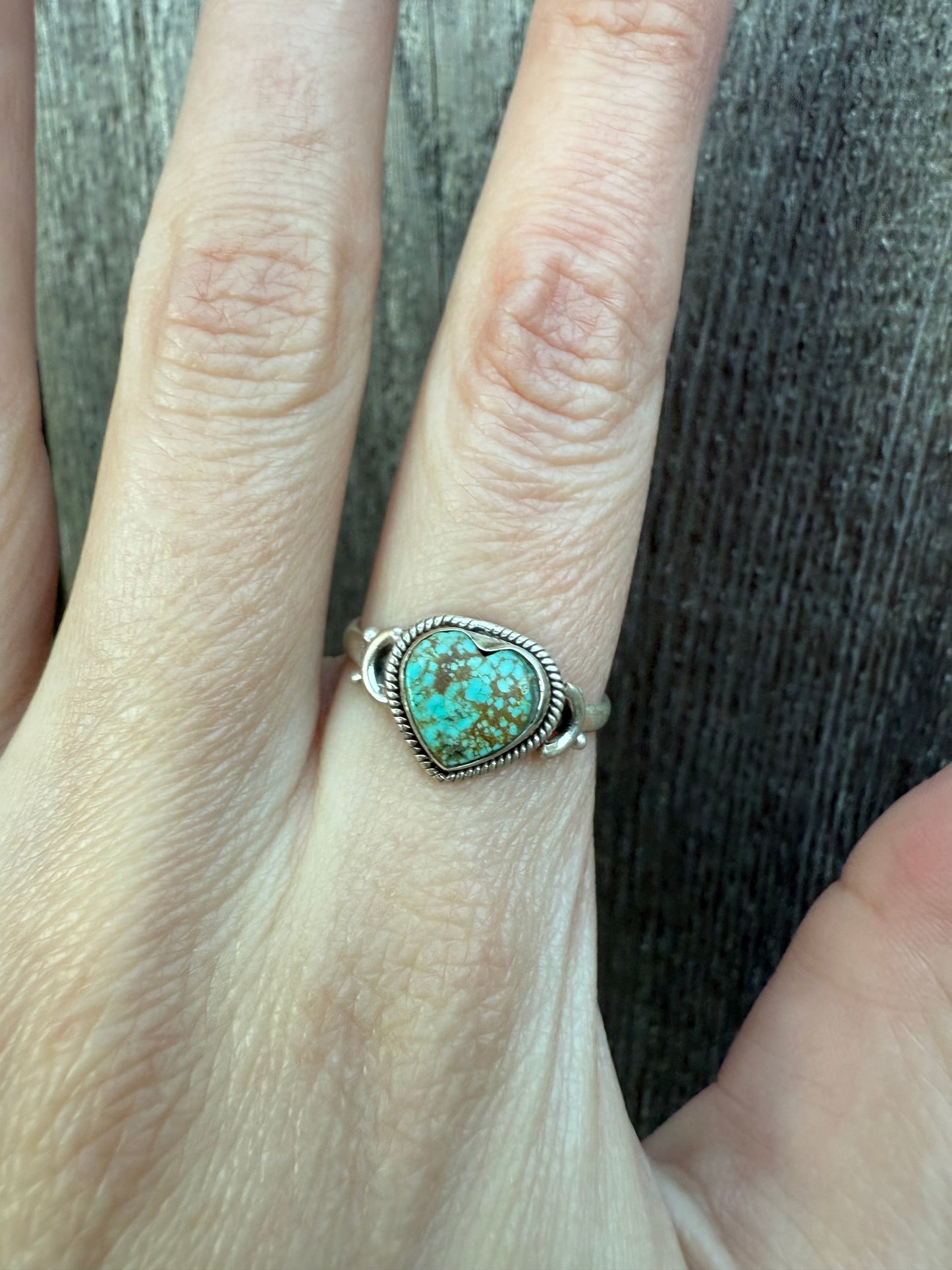 Mine 8 Heart Sterling Silver Ring - Size 8