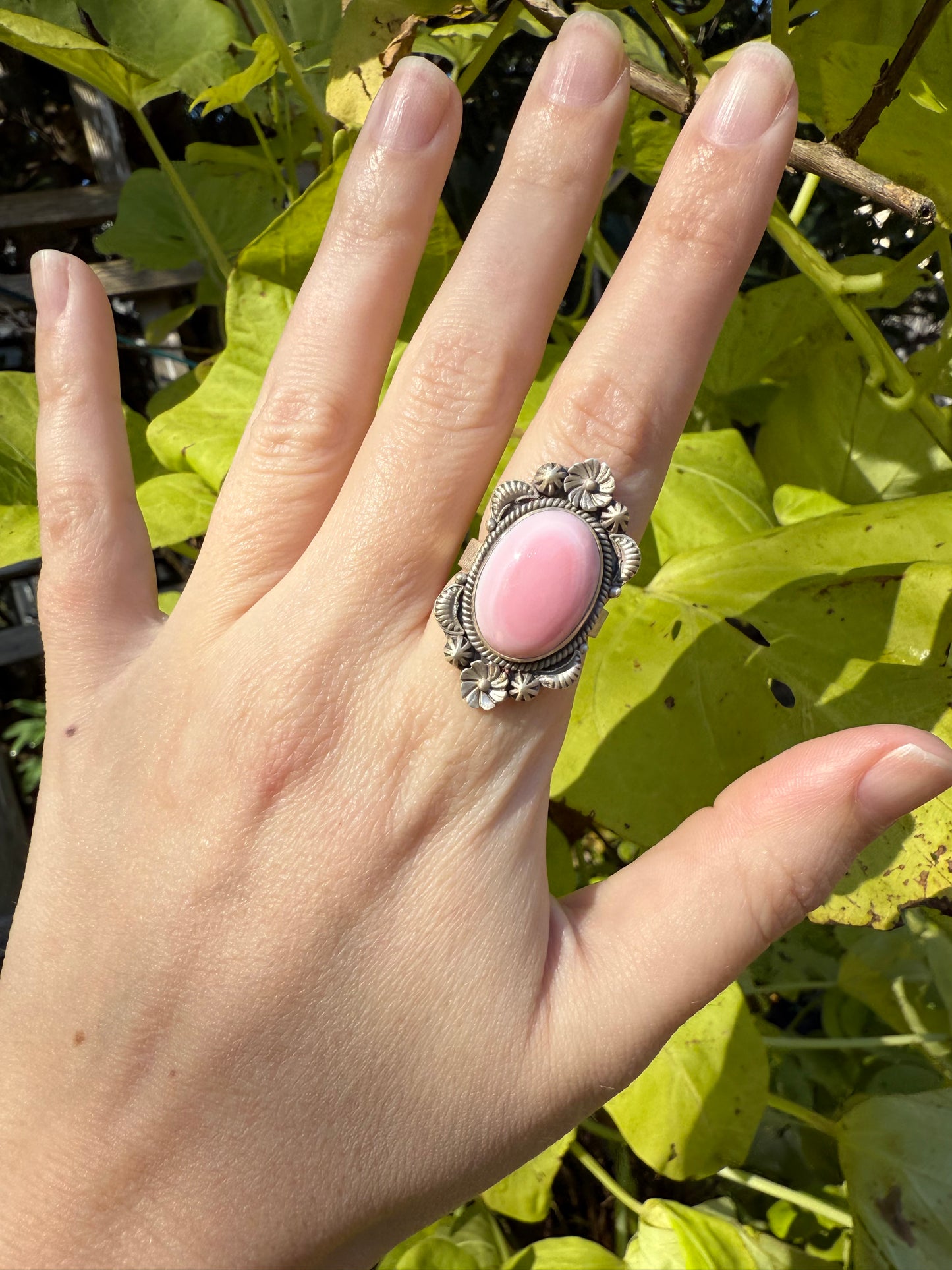 Pink Conch Flower Accent Sterling Silver 925 Adjustable Ring