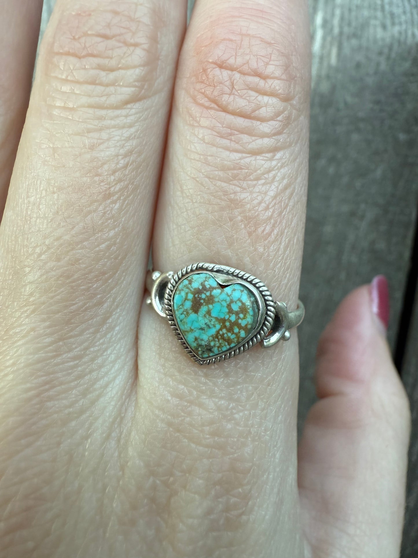 Mine 8 Heart Sterling Silver Ring - Size 8