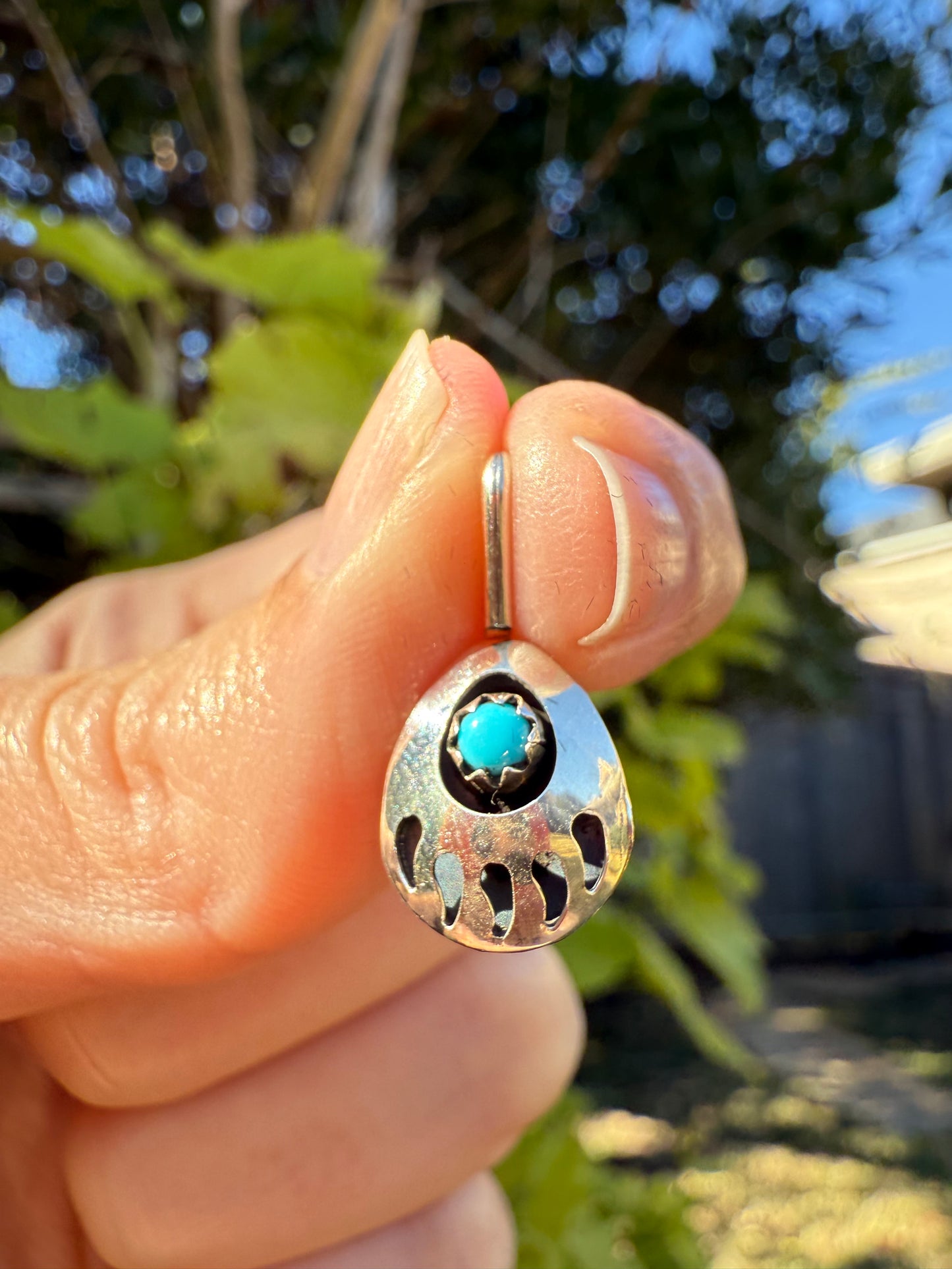 Navajo Bear Paw Turquoise Sterling Silver 925 Pendant