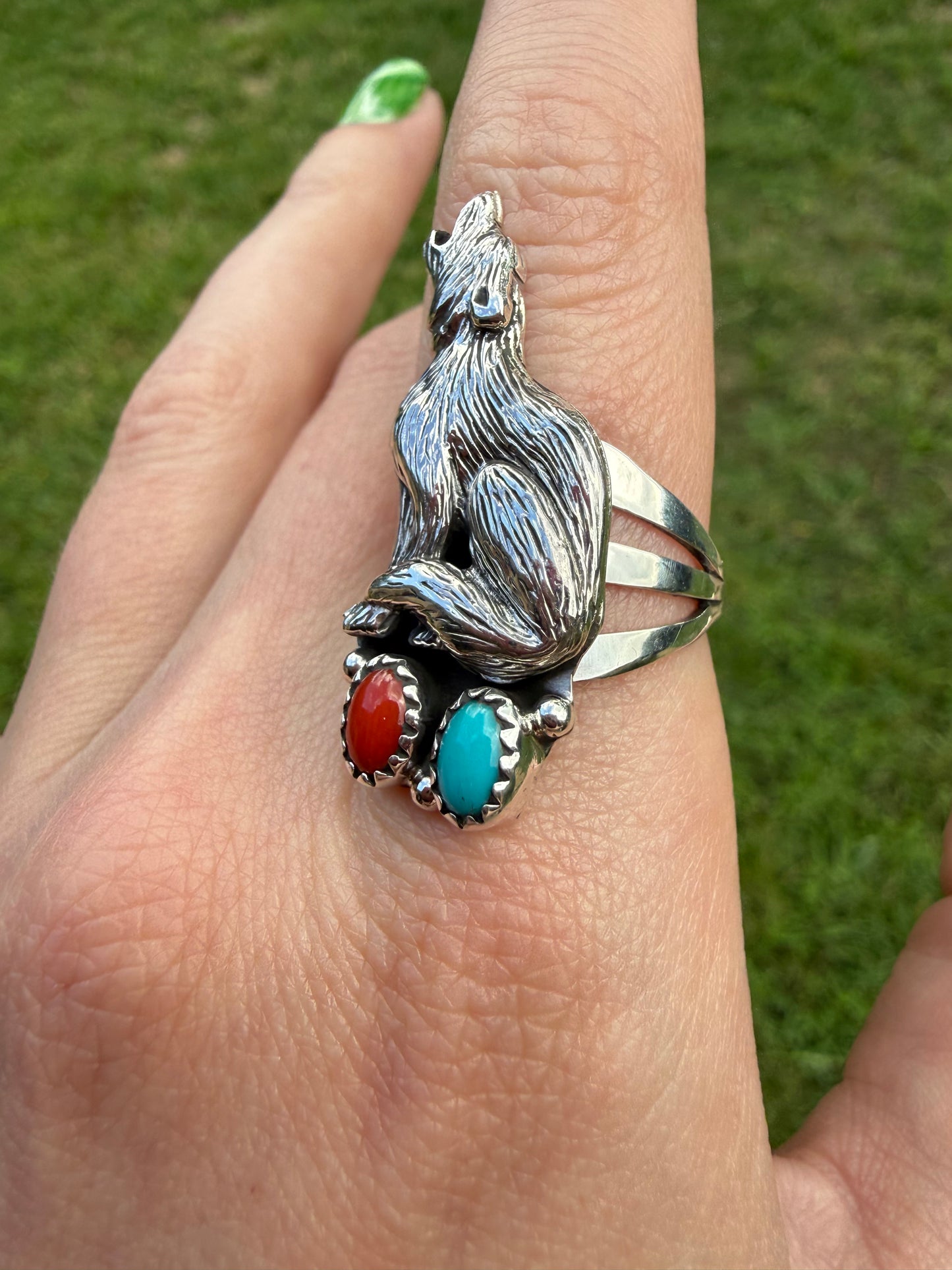 Navajo Turquoise and Coral Wolf Sterling Silver Ring - Size 8