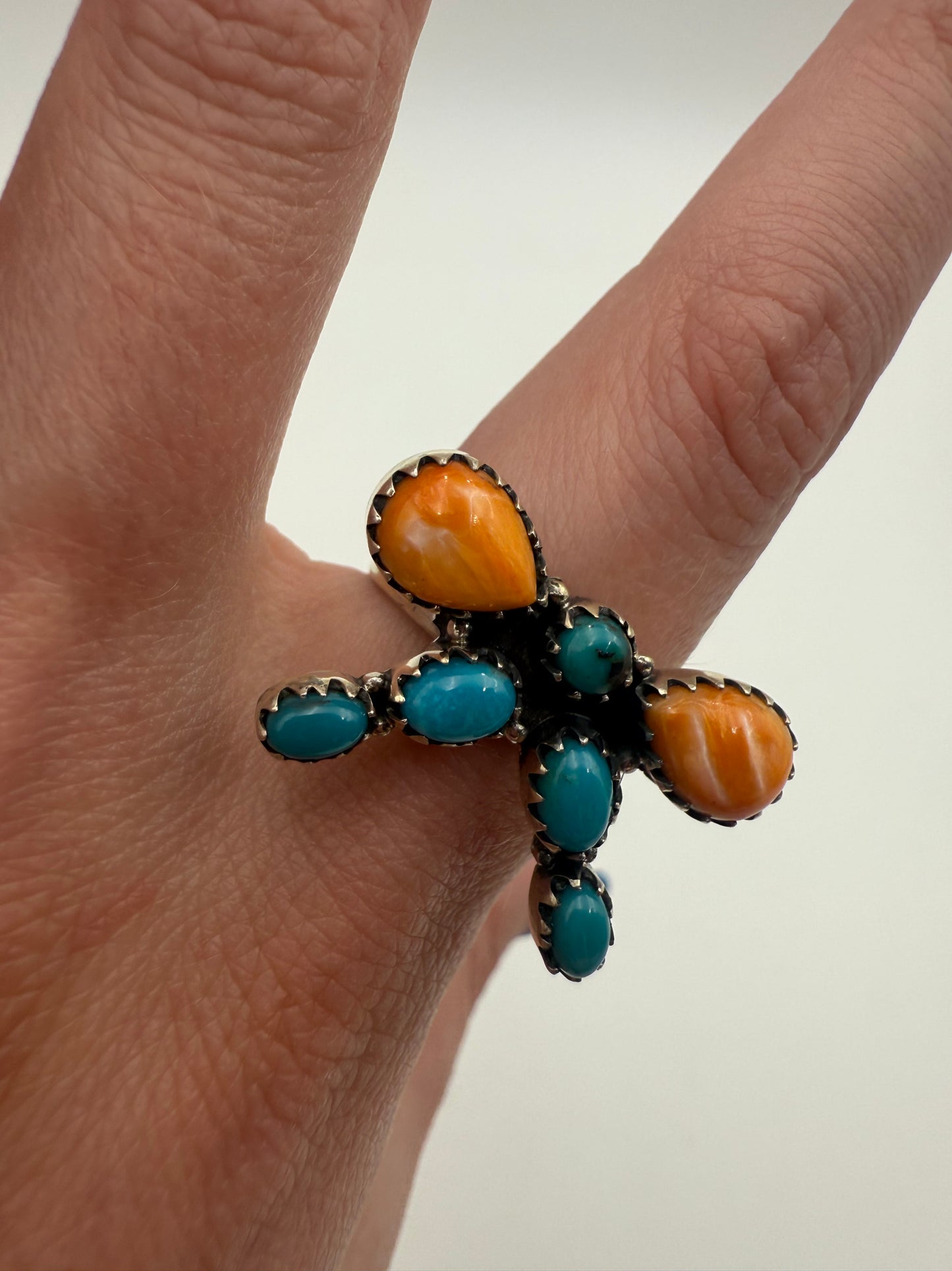 Kingman And Orange Spiny Bow Sterling Silver Ring - Size 7