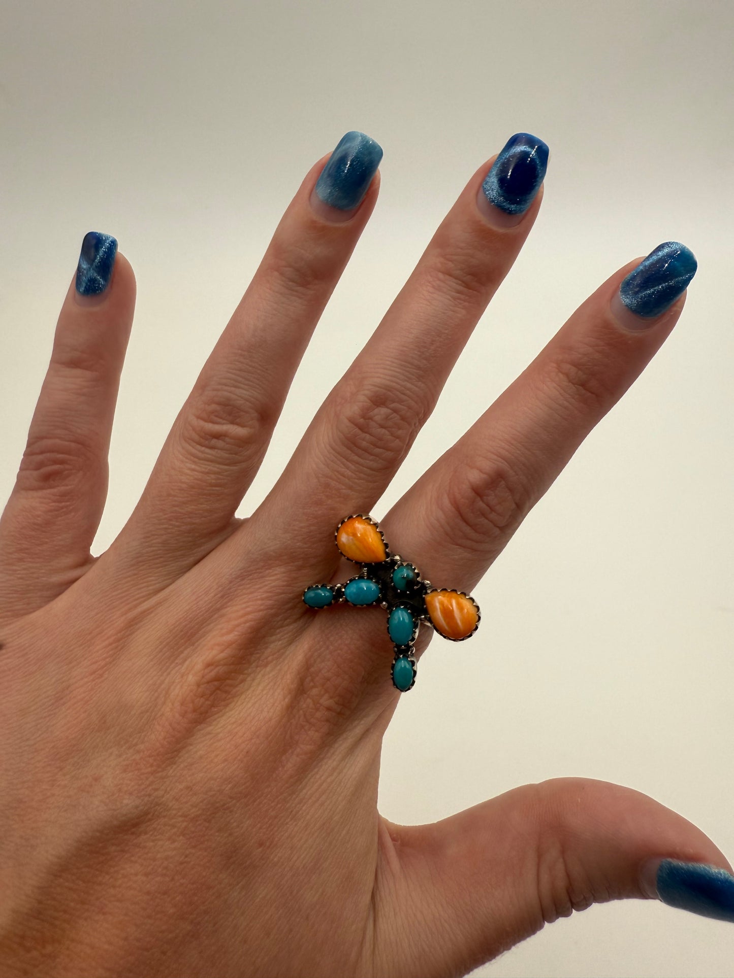 Kingman And Orange Spiny Bow Sterling Silver Ring - Size 7