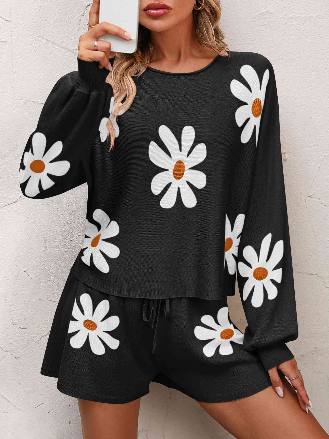 Floral Print Raglan Sleeve Knit Top and Tie Front Sweater Shorts Set